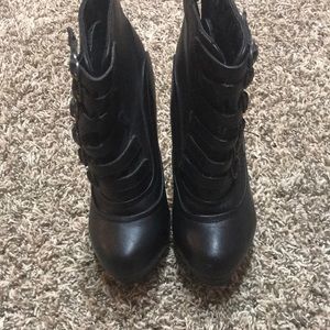 Womens boots